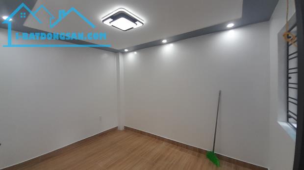 Bán gấp nhà Trần Nguyên Hãn, Nghĩa Xá, Lê Chân, HP. 3,2 tỷ, 40m2, 3 tầng. - 3