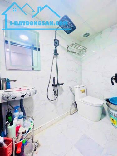 Bán nhà tập thể Nguyễn Trãi, Vũ Trọng Phụng, Ngã tư sở, 2 ngủ 2 wc, full nội thất nhỉnh 2