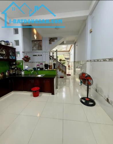 SIÊU PHẨM 3 TẦNG MỚI ĐẸP P.13 TÂN BÌNH NGAY BÌNH GIÃ HẺM XE HƠI -81M2 NGANG 4,5M -CHỈ 8 TỶ - 3
