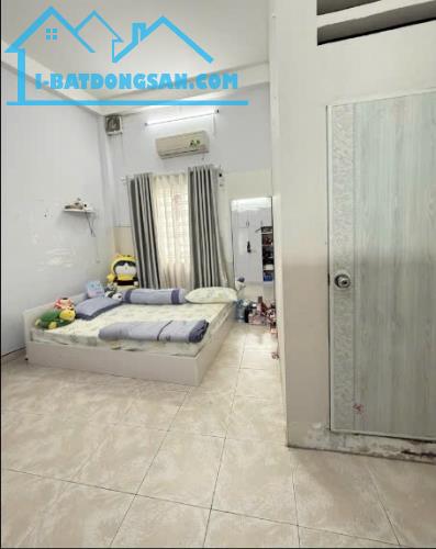 SIÊU PHẨM 3 TẦNG MỚI ĐẸP P.13 TÂN BÌNH NGAY BÌNH GIÃ HẺM XE HƠI -81M2 NGANG 4,5M -CHỈ 8 TỶ - 1
