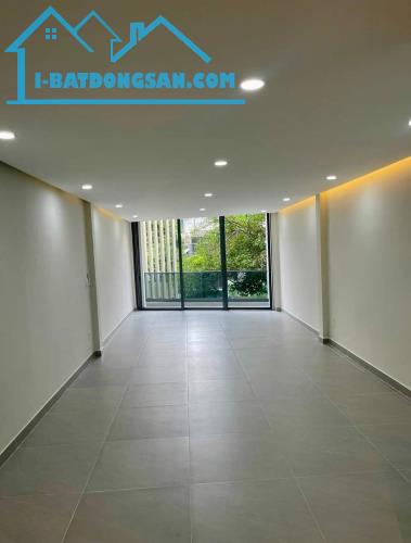 Mặt tiền KD VIP Lê Thị Riêng, Bến Thành, Q.1, DT: 63m2, ba lầu, giá 34 tỷ. - 2