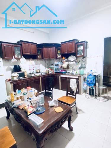 MẶT TIỀN KHU GẦN CHỢ BÀ HOA TÂN BÌNH DT TO 93M KD CHO THUÊ ỔN ĐỊNH - 1