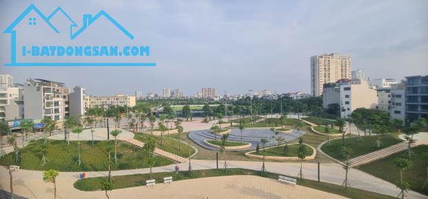 Kinh Doanh - Ở Đẳng Cấp, View Công Viên, Nhà 2 Mặt Tiền, Vỉa Hè, Vị Trí VIP. - 1