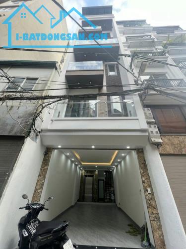 BÁN NHÀ THANG MÁY NGỌC LÂM - NHỈNH 8 TỶ Ô TÔ NGỦ TRONG NHÀ - NGAY MIPEC, CẦU LONG BIÊN - 5