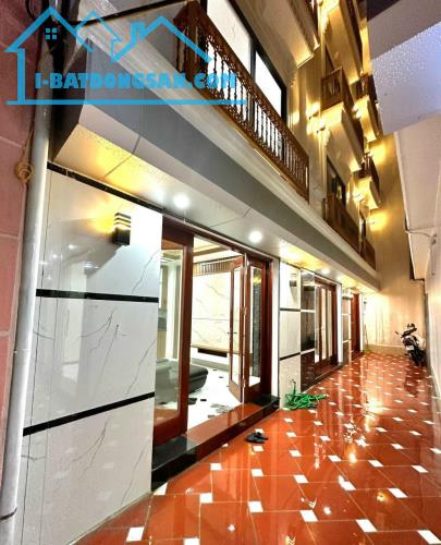 Bán nhà An Khánh gần Vinsmart City, AEON MAll xây 5 Tầng, 3P Ngủ giá 4.1 tỷ