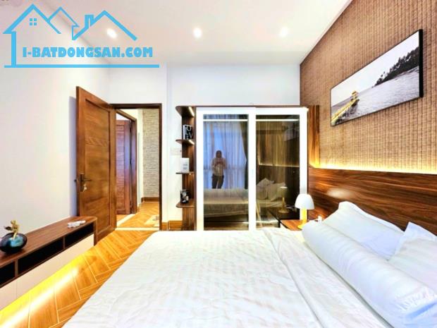 Nhà Phố Gò Vấp Nở Hậu 6.9, 3 Tầng - Vị Trí Sát Đường Quang Trung, Hơn 40m2 Chỉ Hơn 5Tỷ