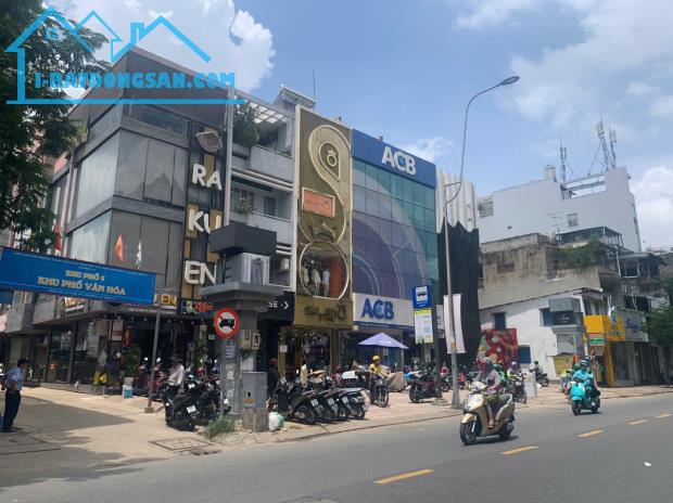 MT Lê Văn Sỹ đoạn lề 10m Phường 12 Quận 3 HĐT 90tr/tháng giá chỉ 31.7 tỷ - 2