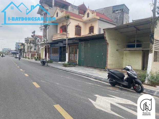 Đất đẹp mặt đường Đê Vàng Giang Biên Long Biên oto tải tránh nhau 87m mặt tiền: 4.5m 13 tỷ