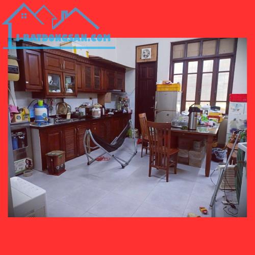 Vô địch giá rẻ! Nhà Cổ Linh 90m2*4T*4m - 2 thoáng - Sân Vườn - Ô tô vào nhà - 6 phút Aeon