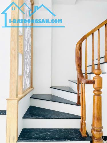 Bán nhà dòng tiền Kim Chung, Hoài Đức. Diện tích 36m2 xây 4 tầng. Cách 70m đến chợ Lai Xá - 2