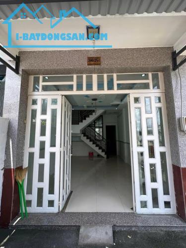 BÁN NHÀ ĐƯỜNG LƯU HỮU PHƯỚC QUẬN 8, 40M2, NGANG 4M, CHỦ NHIỆT BÁN