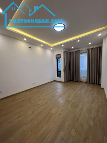 Cho thuê nhà siêu đẹp ngõ 218 Lạc Long Quân 82m2x4T giá 21 triệu - 2