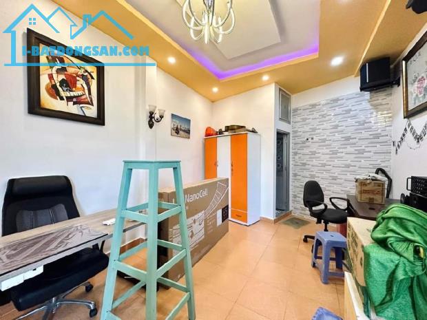 🏠Bán Nhà Trần Quý Cáp 52m2 P11 Bình Thạnh, Giá Chỉ 4.1 tỷ - 2