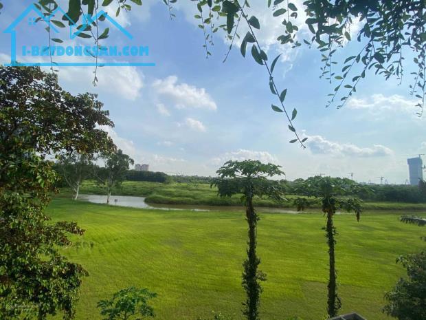 BT 370m2 x 4T view trực diện sân Golf, Khu Q - Ciputra. Giá Tốt chỉ 110 tỷ. - 1