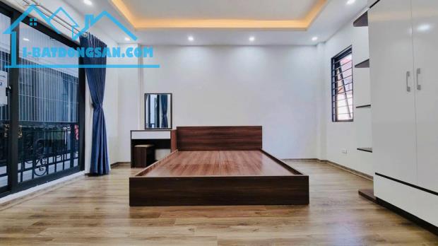 BÁN Nhà Khương Trung 35M2 5T 6,9 TỶ, FULL NỘI THẤT, NGõ thông, Gần Phố, Ô tô ĐỖ SÁT Nhà