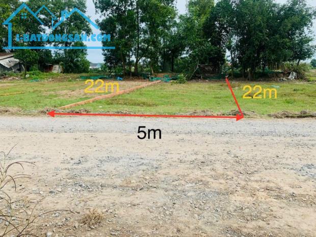 Bán nền đất 5x21.2m xã Hòa Khánh Nam, Đức Hòa, Long An, thổ cư 100% giá 950tr