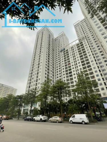 Giá rẻ vô địch: Căn Penthouse Duplex 4PN 365m2 Tecco Skyville view toàn thành phố, ở sang