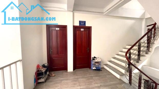 Nhà đẹp phố Trạm, 167m2, 7 tầng, thang máy, ô tô tránh, sát phố chính, chỉ 28.5 tỷ. - 2