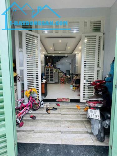 Bán nhà gần ngã tư Hàng Xanh, 50m2, giá 3tỷ088 (3PN) SHR, HXH, Điện Biên Phủ - 1