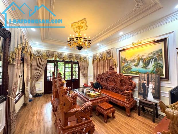 Bán gấp biệt thự 324m2 Bát Khối-Tư Đình - Lonh Biên, hàng xóm Hoàn Kiếm, chỉ 42 tỷ. - 2