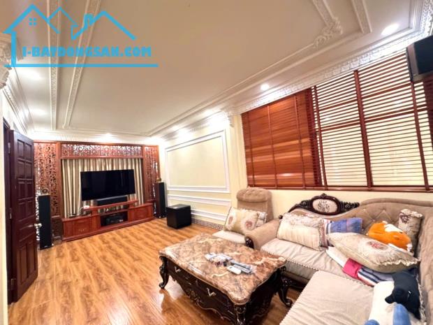 Bán gấp biệt thự 324m2 Bát Khối-Tư Đình - Lonh Biên, hàng xóm Hoàn Kiếm, chỉ 42 tỷ. - 1