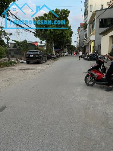 BÁN NHÀ CỔ ĐIỂN A, TỨ HIỆP THANH TRÌ DT: 80 M2