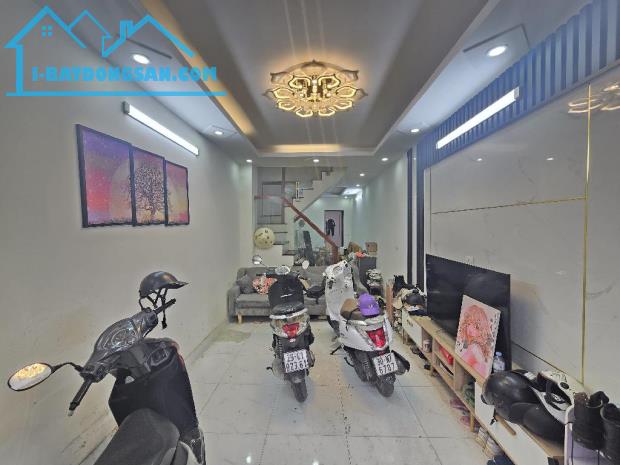 BÁN NHÀ PHỐ MAI ĐỘNG,MINH KHAI 54M2, 3 TẦNG, MT 3.5M. GIÁ 7.5 TỶ. TIỆN ÍCH BẠT NGÀN - 4