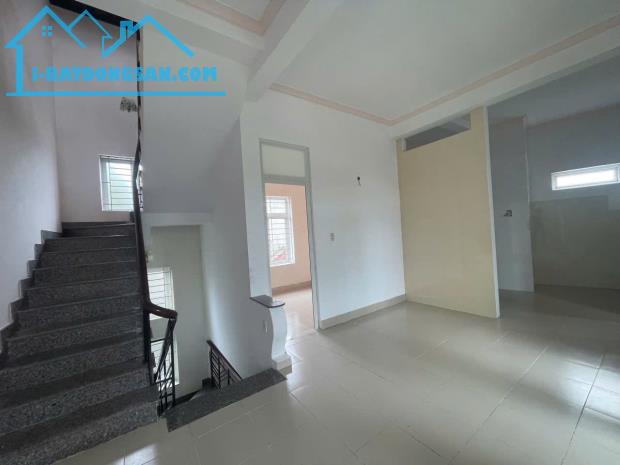 Nhà mặt tiền Lịch Đợi - phường Đúc - TP Huế kinh doanh Homestay, nhà nghỉ giá nhỉnh 3 Tỷ - 4