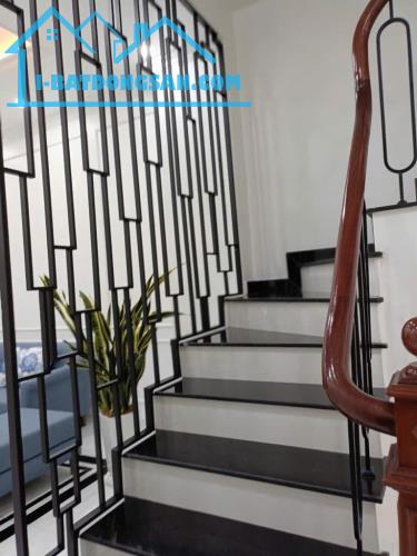 CHỈ 13,8 TỶ - NHÀ ĐẸP PHỐ NGỌC LÂM - 50M2 - ĐƯỜNG 2 Ô TÔ - PHÂN LÔ - DÂN TRÍ CAO - NGAY VƯ - 2