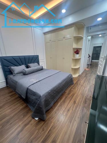 CHỈ 13,8 TỶ - NHÀ ĐẸP PHỐ NGỌC LÂM - 50M2 - ĐƯỜNG 2 Ô TÔ - PHÂN LÔ - DÂN TRÍ CAO - NGAY VƯ - 3