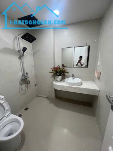 CHỈ 13,8 TỶ - NHÀ ĐẸP PHỐ NGỌC LÂM - 50M2 - ĐƯỜNG 2 Ô TÔ - PHÂN LÔ - DÂN TRÍ CAO - NGAY VƯ - 4