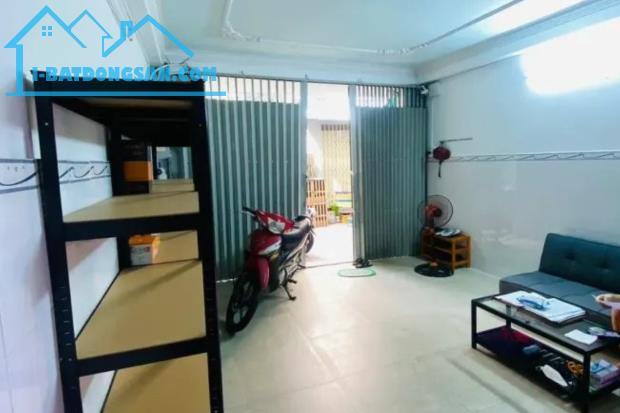 Bán nhà 55/ Thành Mỹ, Tân Bình, 34 m², 4m x 9m. 3 tầng, 3 PN - Giá 4 tỷ TL
