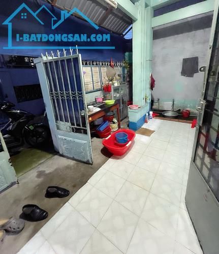 Bán Nhà C4 Đỗ Xuân Hợp,Phước Long B,Quận 9,gần đường Tây Hòa-Ngay Thế Giới Di Động,hẻm 3M - 1