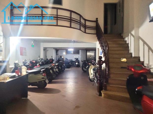 Bán tòa nhà DV 9 tầng, 100m2, Ngọc Lâm-Long Biên, PCCC đầy đủ, HĐT100tr/ tháng, chỉ 26.9tỷ - 2