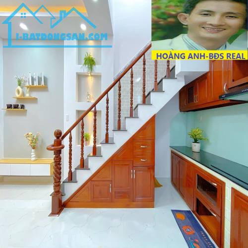 BÁN NHÀ RIÊNG TẠI PHƯỜNG BÌNH TRƯNG ĐÔNG , QUẬN 2 _ 4 TẦNG 5 PN _ 85 m2 ĐẤT _ CHỈ 65 tr/ m - 2