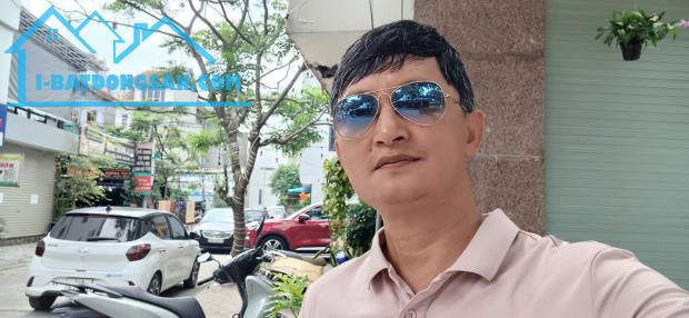 VIỆT HƯNG LONG BIÊN NHÀ 5 TÂNG DT 65 M2 MẶT TIỀN 5,1 M GIÁ 10,2 TỶ