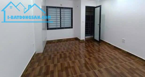 BÁN NHÀ MẶT TIỀN ĐƯỜNG SỐ- P.TÂN QUY- QUẬN 7- DT: 55M2- SHR- GIÁ RẺ - 2