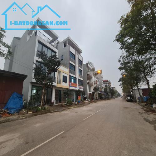 60,2m2 Tái địn cư Trâu Quỳ, Gia Lâm, Hà Nội. Mt 4,6m, đường 13m, view đẹp. Lh 0989894845 - 1