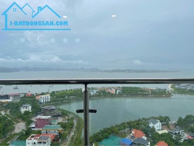 Bán Căn Hộ 2PN 72,6m2 View Biển mặt Đường Hoàng Quốc Việt, trung tâm Bãi Cháy, Hạ Long