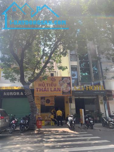 Mặt tiền Lê Thị Hồng Gấm ngay chợ Bến Thành 4.3x24m 3 tầng giá chỉ 70 tỷ - 1
