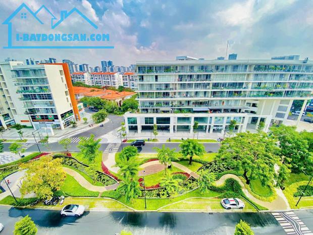 Mua bán Shophouse tại Khu Garden Plaza Phú Mỹ Hưng mặt tiền công viên kênh đào