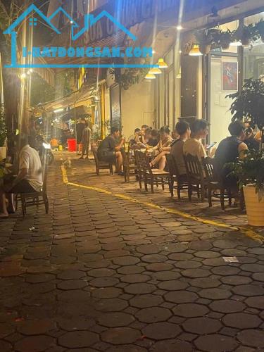 SANG NHƯỢNG QUÁN CAFE NGUYỄN THƯƠNG HIỆU 10 NĂM TẠI HOÀNG MAI, HÀ NỘI - 3