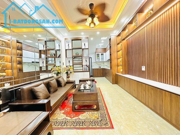 BÁN NHÀ HOÀNG HOA THÁM 30M 5T 6.98 tỷ VUÔNG ĐẸP - 5