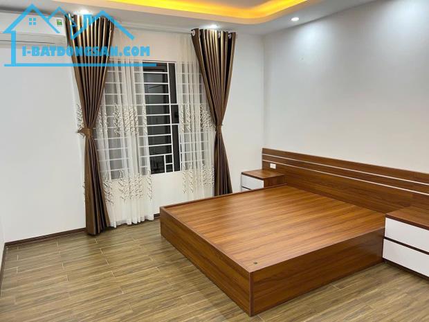 LÔ GÓC, 2 THOÁNG - NHÀ MỚI ĐẸP LUNG LINH - KĐT VĂN PHÚ - 30M2 x 5 TẦNG - GIÁ NHỈNH 5 TỶ - 4