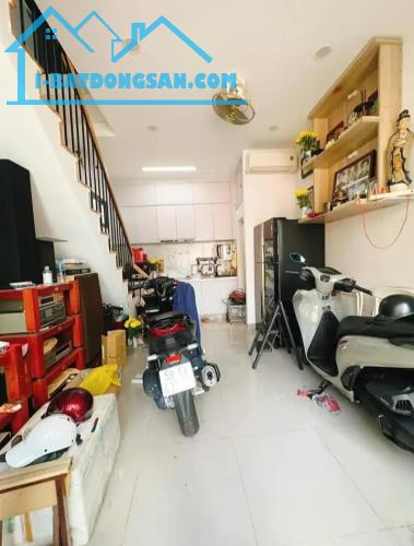 CHỦ GỬI CẦN BÁN GẤP NHÀ HẺM 48m²-1tỷ750(TL) Văn Thân P8 Quận 6 - Đã có sổ mua bán sang tên - 3