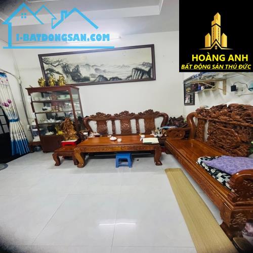 CẦN BÁN GẤP NHÀ MẶT PHỐ CHỈ CÓ 4 TY 199 TẠI PHƯỜNG BÌNH TRƯNG ĐÔNG , QUẬN 2 _ 2 TẦNG 2 PN - 5