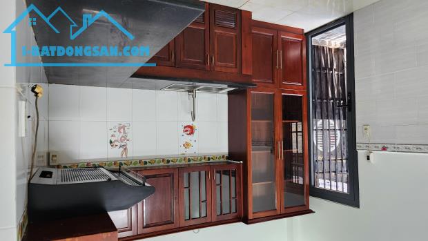 BÁN NHÀ RIÊNG HẺM 5M TRẦN THỊ CỜ QUẬN 12, DT 50M 4PN 4TY 450TR - 1