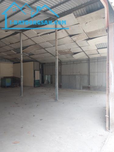 Gấp bán nhà giá 65 tỷ, đất dt 1200m2, gần Mt Nguyễn Duy Trinh, Q.2(cũ), Thủ Đức. - 3