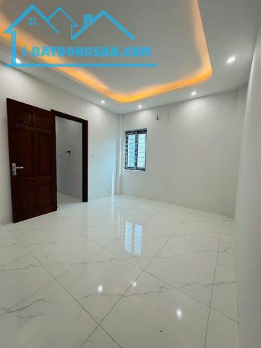 BÁN NHÀ VÂN CANH, HOÀI ĐỨC, Ô GÓC, 30M Ô TÔ, SỔ A4, 35M2, 5 TẦNG, HƠN 5 TỶ 0397 931 387