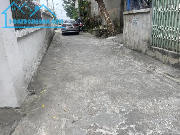 Cần bán lô đất LẠC HỒNG VĂN LÂM, Sát Vành Đai 4, cách QL5A chỉ 300m: 0835459289